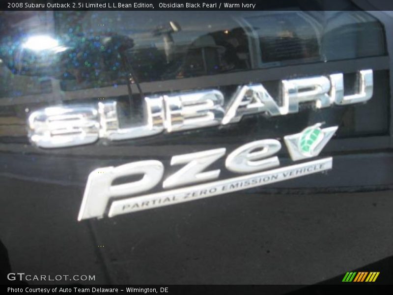 Obsidian Black Pearl / Warm Ivory 2008 Subaru Outback 2.5i Limited L.L.Bean Edition