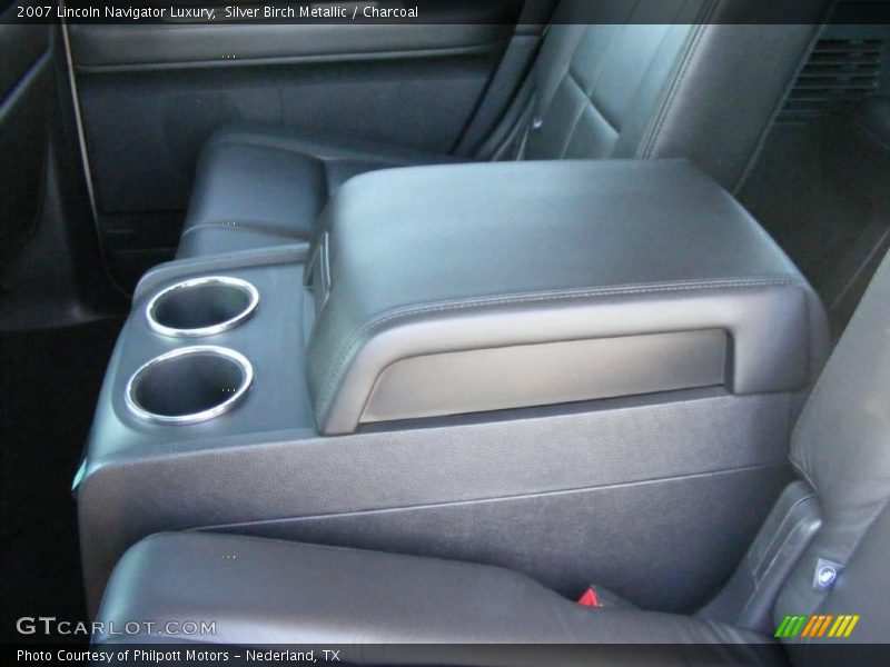 Silver Birch Metallic / Charcoal 2007 Lincoln Navigator Luxury