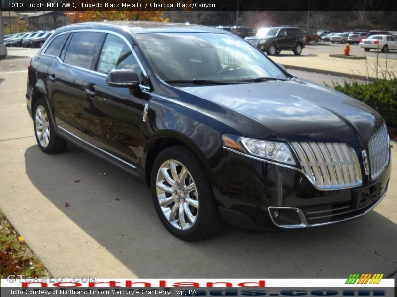 Tuxedo Black Metallic / Charcoal Black/Canyon 2010 Lincoln MKT AWD