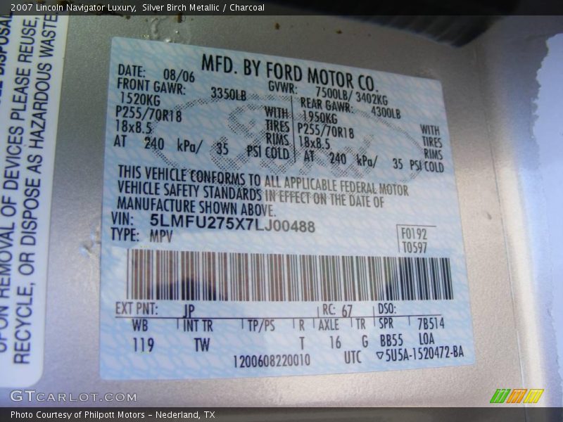 Silver Birch Metallic / Charcoal 2007 Lincoln Navigator Luxury