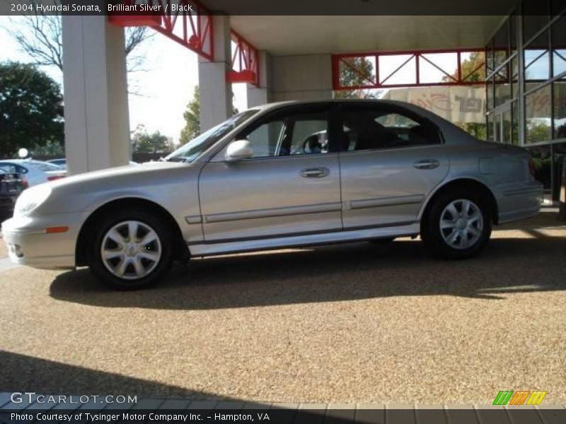 Brilliant Silver / Black 2004 Hyundai Sonata