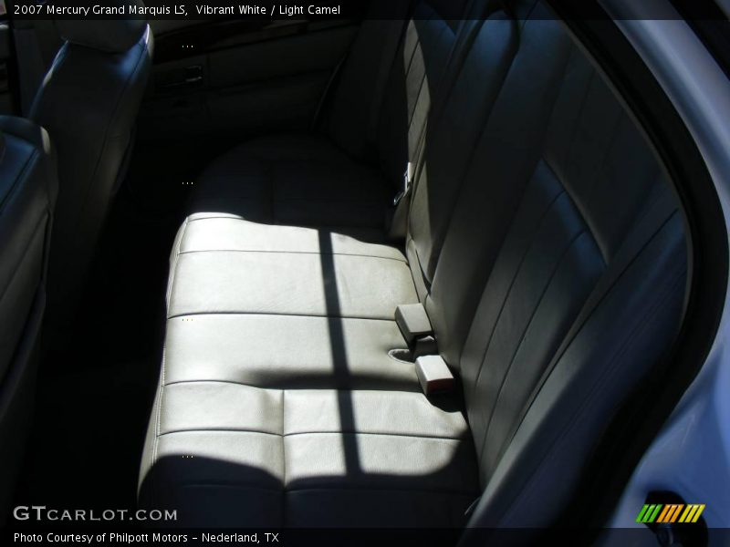 Vibrant White / Light Camel 2007 Mercury Grand Marquis LS