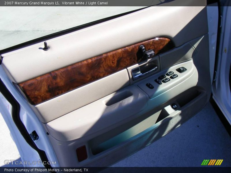 Vibrant White / Light Camel 2007 Mercury Grand Marquis LS