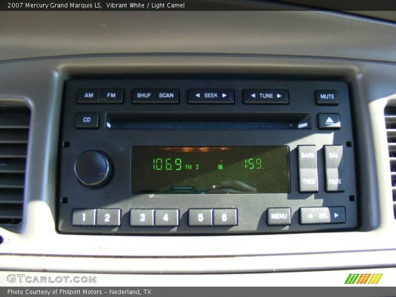 Vibrant White / Light Camel 2007 Mercury Grand Marquis LS