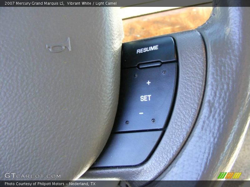 Vibrant White / Light Camel 2007 Mercury Grand Marquis LS