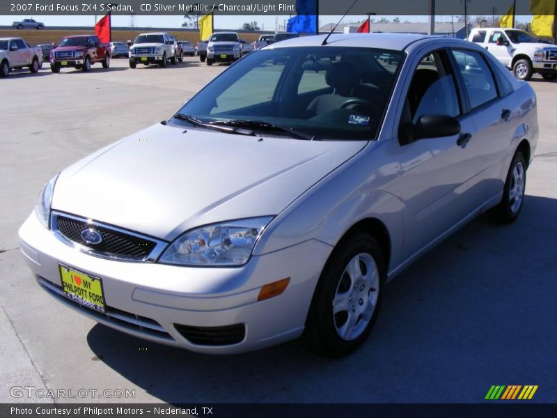 CD Silver Metallic / Charcoal/Light Flint 2007 Ford Focus ZX4 S Sedan