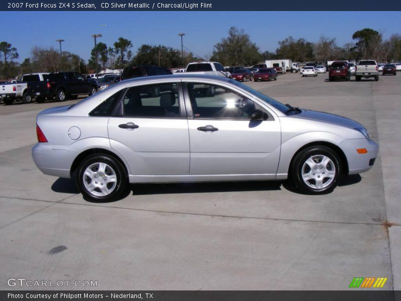 CD Silver Metallic / Charcoal/Light Flint 2007 Ford Focus ZX4 S Sedan
