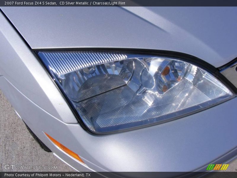 CD Silver Metallic / Charcoal/Light Flint 2007 Ford Focus ZX4 S Sedan