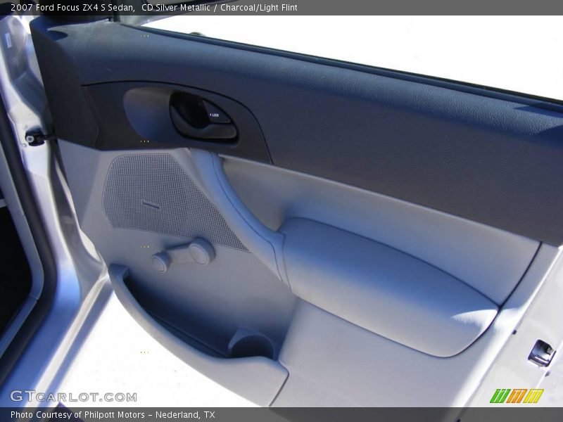 CD Silver Metallic / Charcoal/Light Flint 2007 Ford Focus ZX4 S Sedan