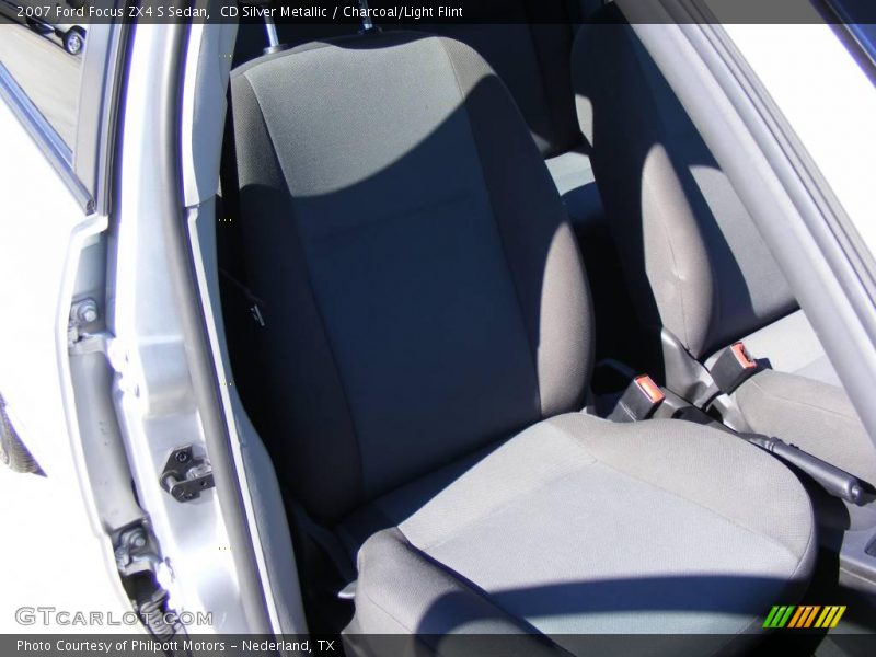 CD Silver Metallic / Charcoal/Light Flint 2007 Ford Focus ZX4 S Sedan