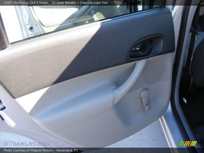 CD Silver Metallic / Charcoal/Light Flint 2007 Ford Focus ZX4 S Sedan