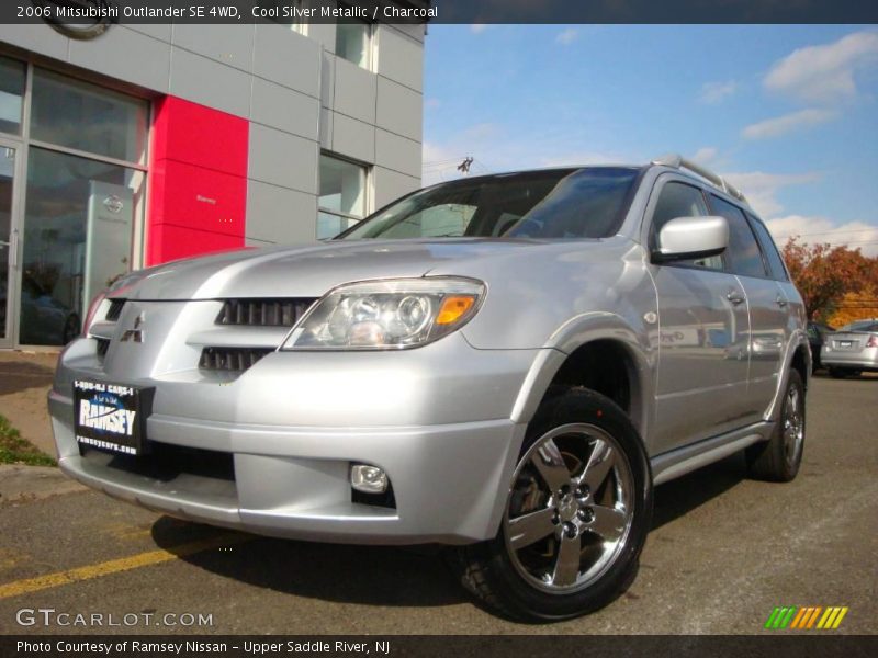 Cool Silver Metallic / Charcoal 2006 Mitsubishi Outlander SE 4WD