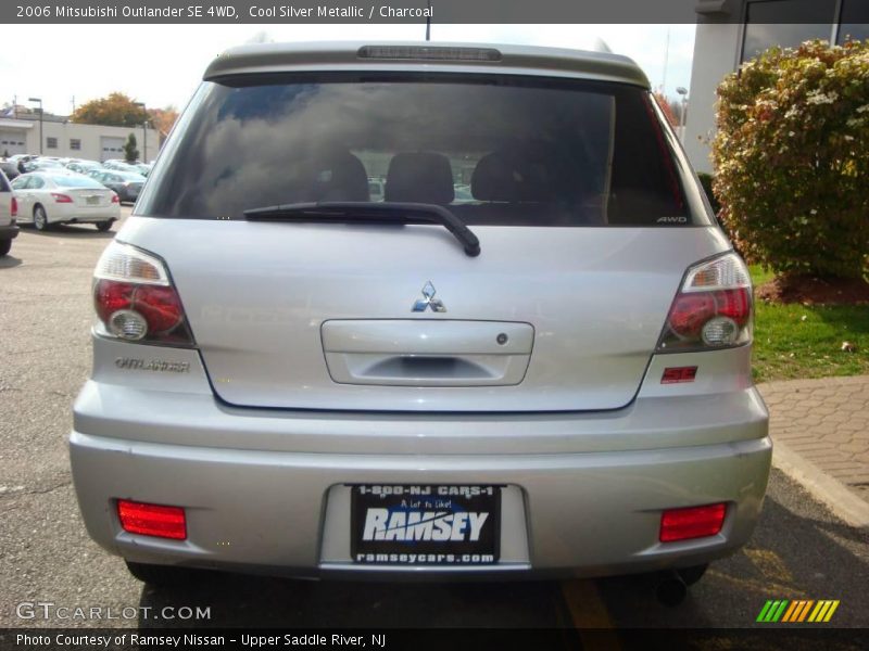 Cool Silver Metallic / Charcoal 2006 Mitsubishi Outlander SE 4WD
