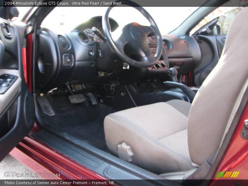 Ultra Red Pearl / Sand Blast 2004 Mitsubishi Eclipse GTS Coupe