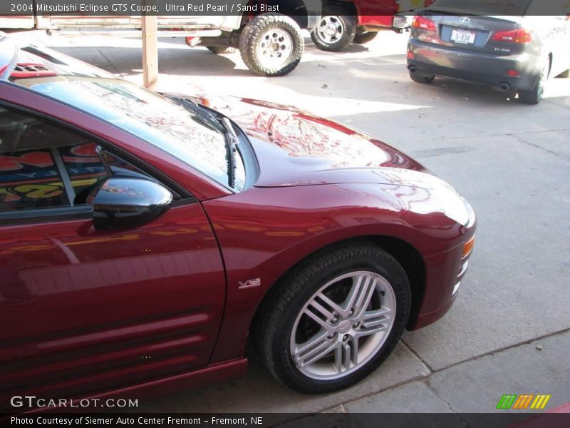 Ultra Red Pearl / Sand Blast 2004 Mitsubishi Eclipse GTS Coupe