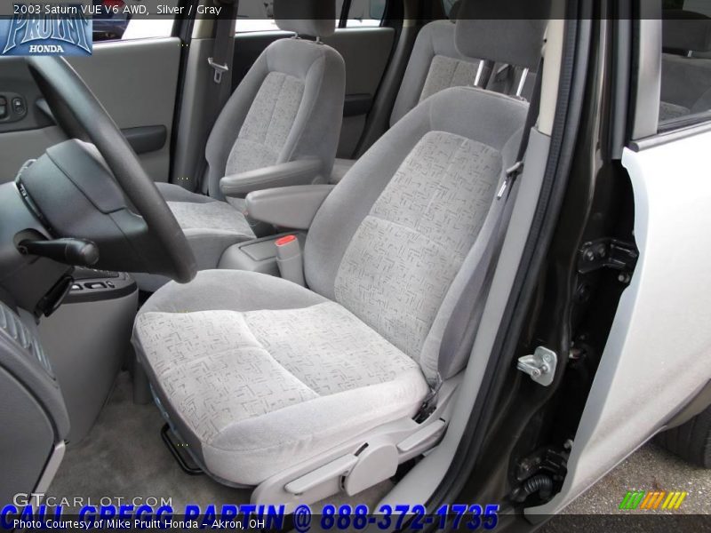 Silver / Gray 2003 Saturn VUE V6 AWD