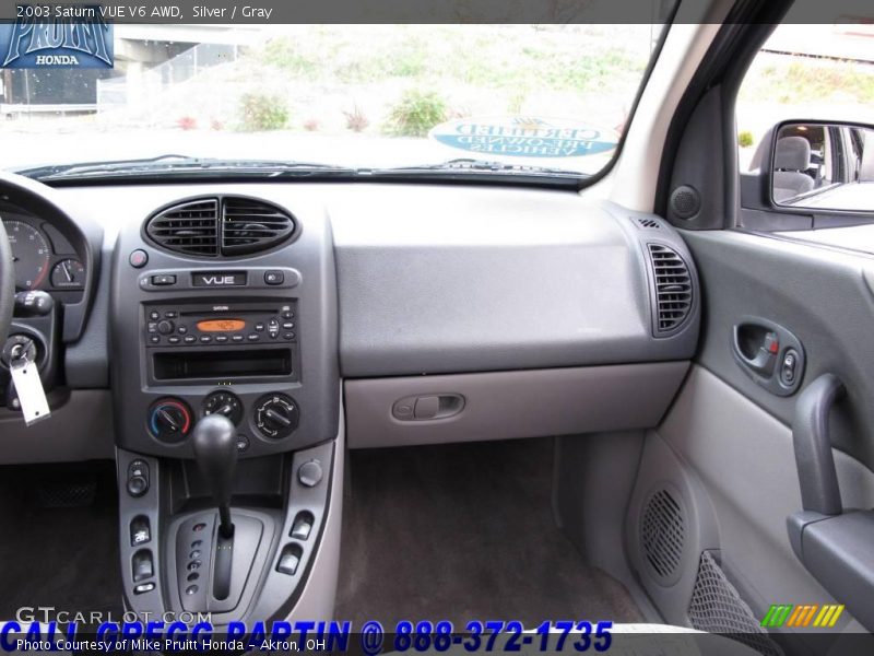 Silver / Gray 2003 Saturn VUE V6 AWD