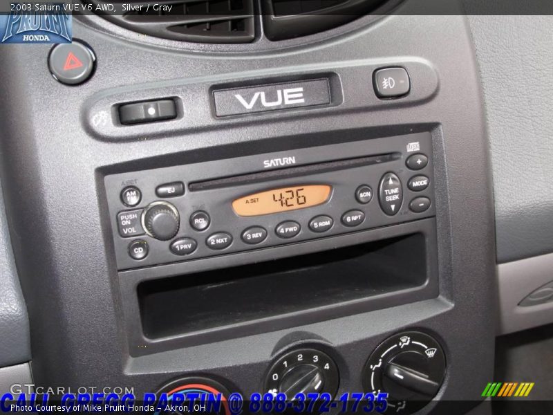Silver / Gray 2003 Saturn VUE V6 AWD