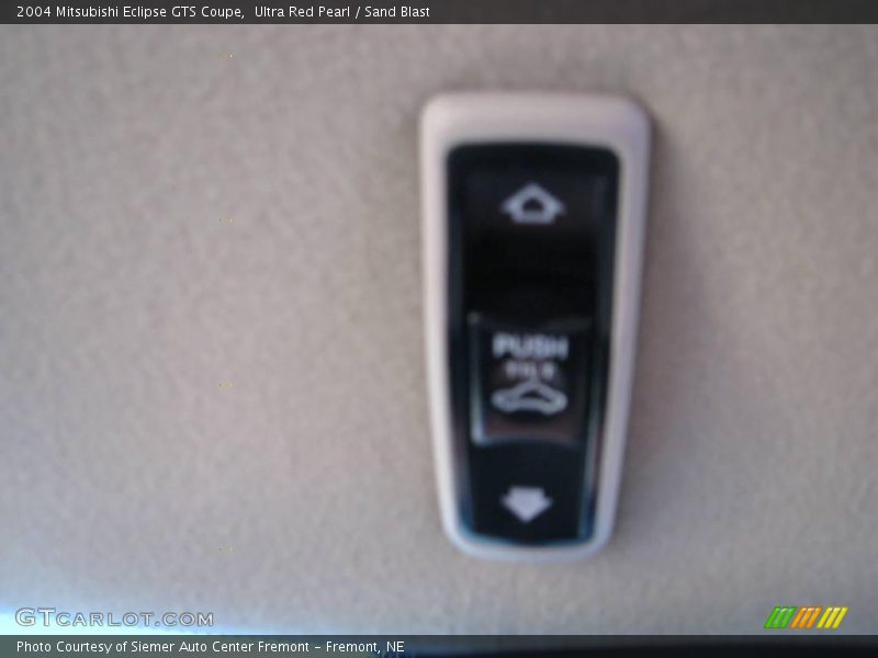 Ultra Red Pearl / Sand Blast 2004 Mitsubishi Eclipse GTS Coupe