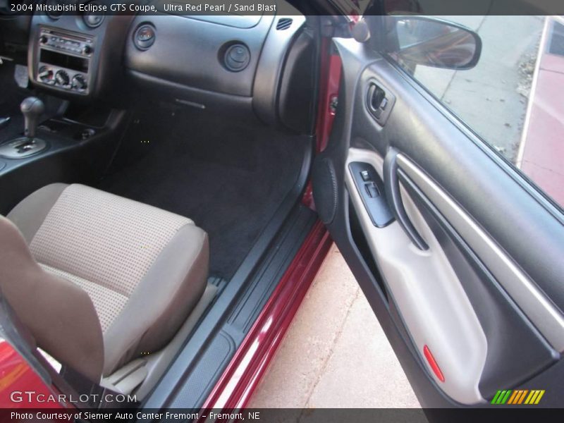 Ultra Red Pearl / Sand Blast 2004 Mitsubishi Eclipse GTS Coupe