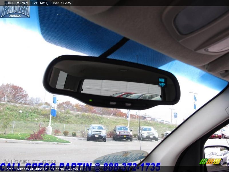 Silver / Gray 2003 Saturn VUE V6 AWD