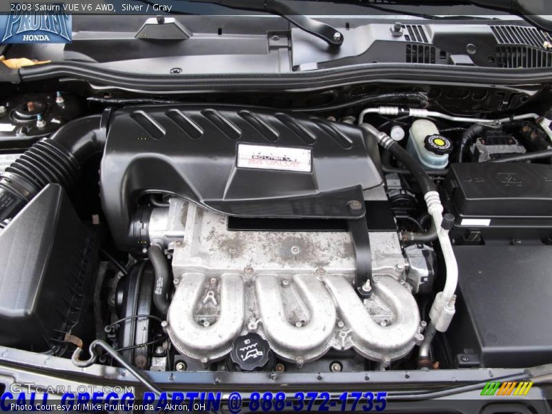 Silver / Gray 2003 Saturn VUE V6 AWD
