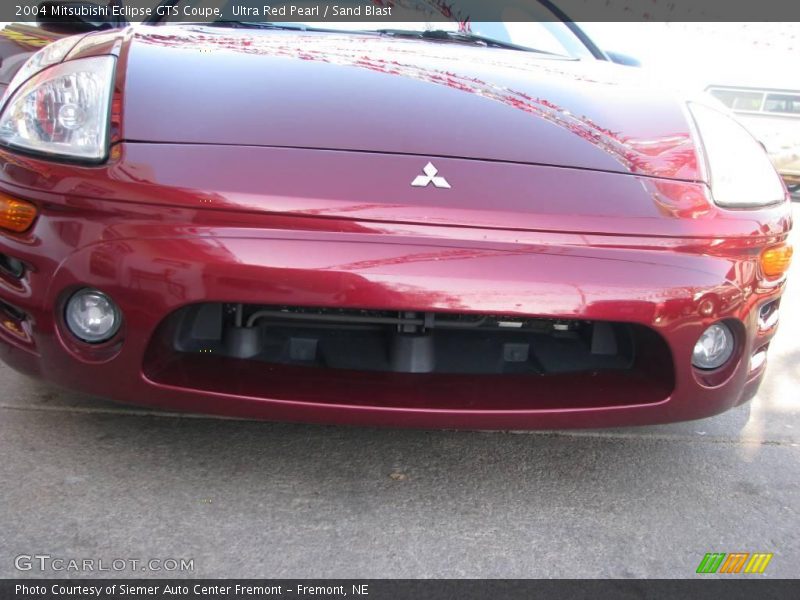 Ultra Red Pearl / Sand Blast 2004 Mitsubishi Eclipse GTS Coupe