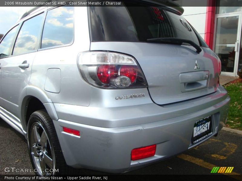 Cool Silver Metallic / Charcoal 2006 Mitsubishi Outlander SE 4WD