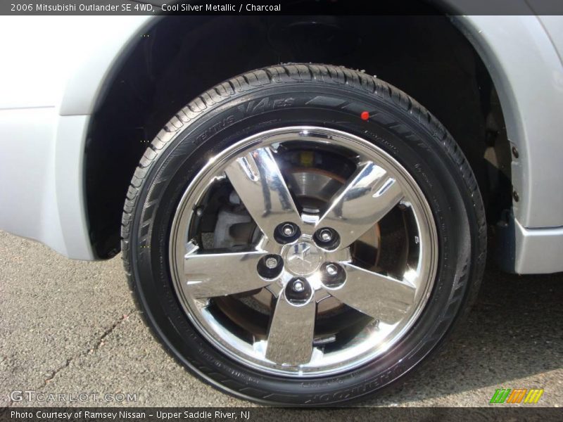 Cool Silver Metallic / Charcoal 2006 Mitsubishi Outlander SE 4WD