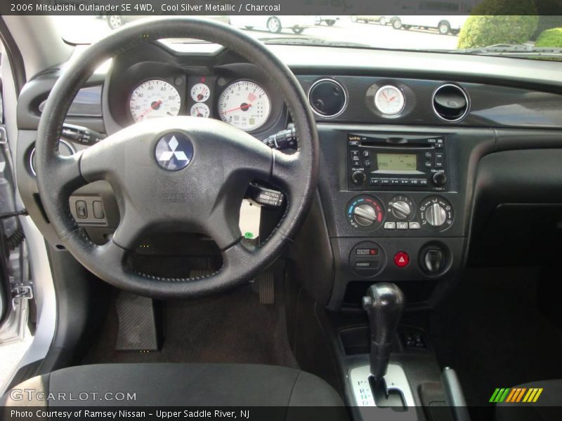 Cool Silver Metallic / Charcoal 2006 Mitsubishi Outlander SE 4WD