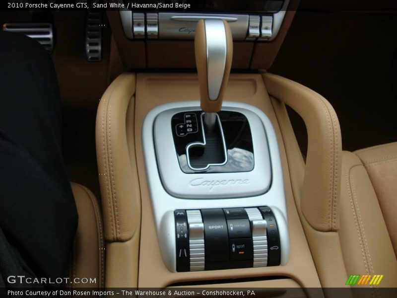 Sand White / Havanna/Sand Beige 2010 Porsche Cayenne GTS