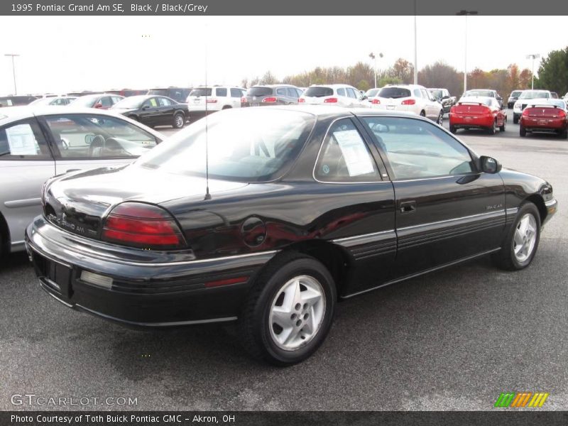 Black / Black/Grey 1995 Pontiac Grand Am SE