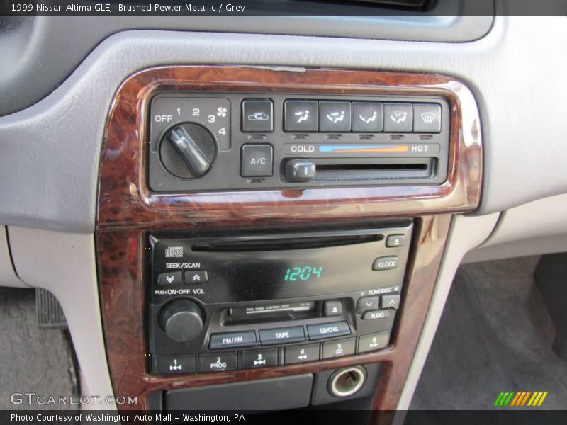 Brushed Pewter Metallic / Grey 1999 Nissan Altima GLE