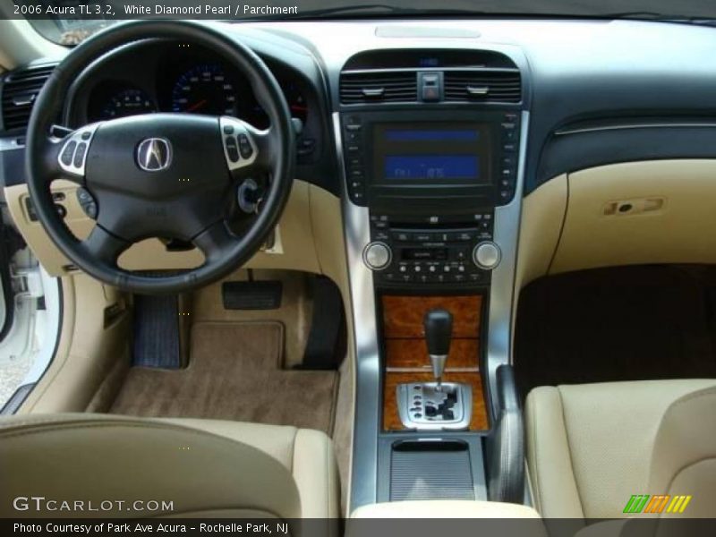 White Diamond Pearl / Parchment 2006 Acura TL 3.2