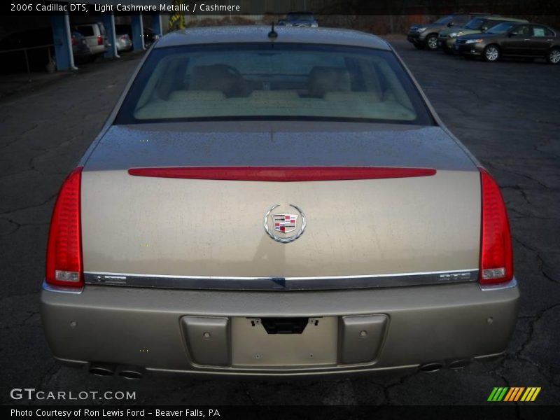 Light Cashmere Metallic / Cashmere 2006 Cadillac DTS