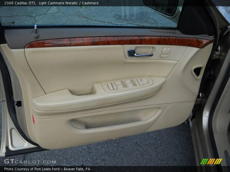 Light Cashmere Metallic / Cashmere 2006 Cadillac DTS