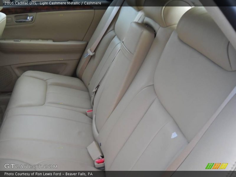 Light Cashmere Metallic / Cashmere 2006 Cadillac DTS