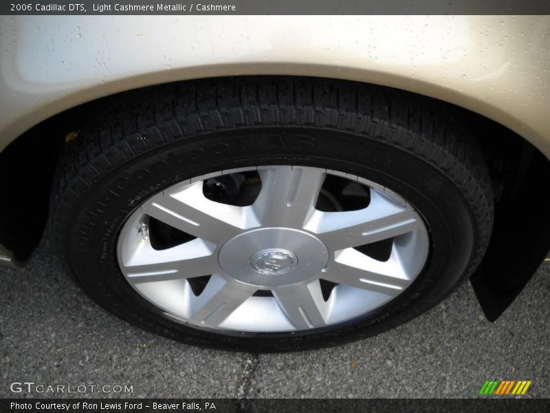 Light Cashmere Metallic / Cashmere 2006 Cadillac DTS
