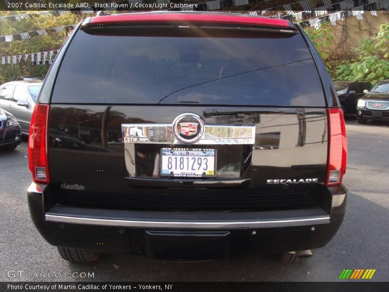 Black Raven / Cocoa/Light Cashmere 2007 Cadillac Escalade AWD