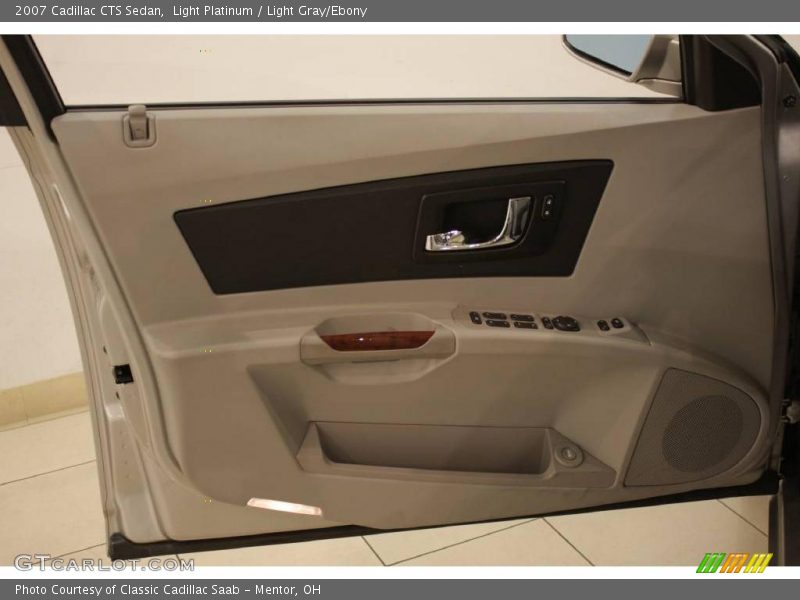 Light Platinum / Light Gray/Ebony 2007 Cadillac CTS Sedan