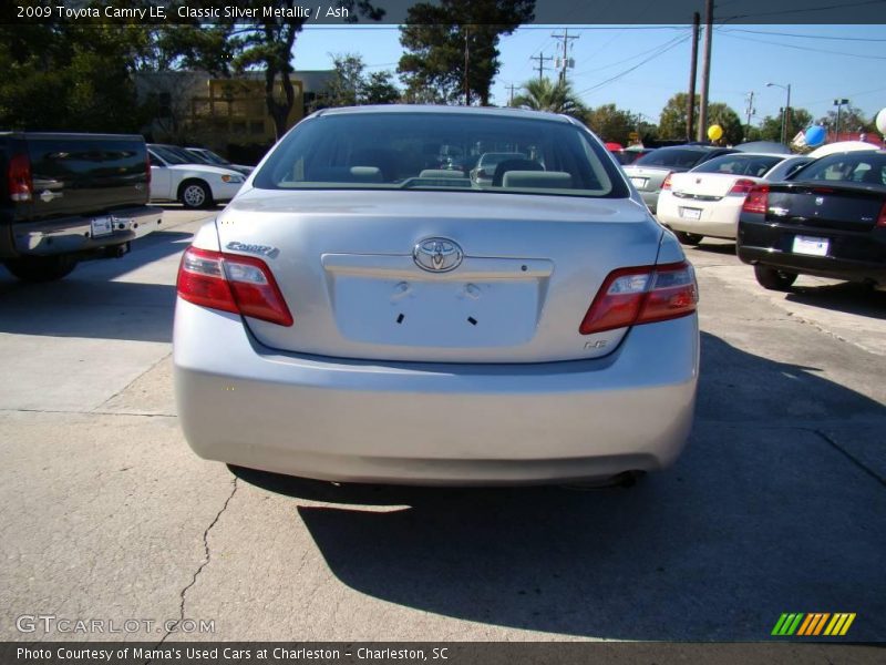 Classic Silver Metallic / Ash 2009 Toyota Camry LE