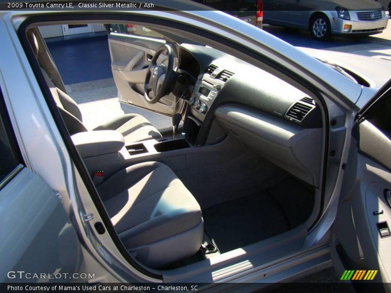 Classic Silver Metallic / Ash 2009 Toyota Camry LE