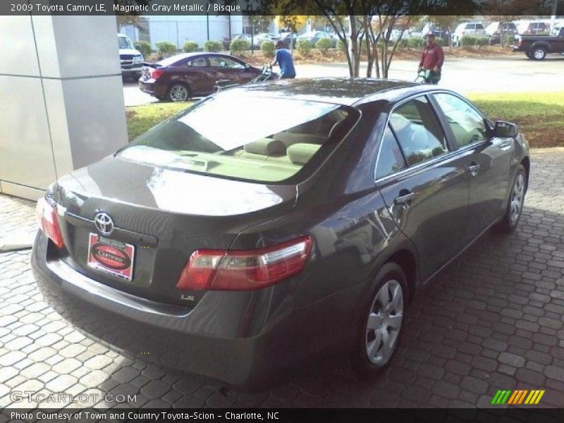 Magnetic Gray Metallic / Bisque 2009 Toyota Camry LE