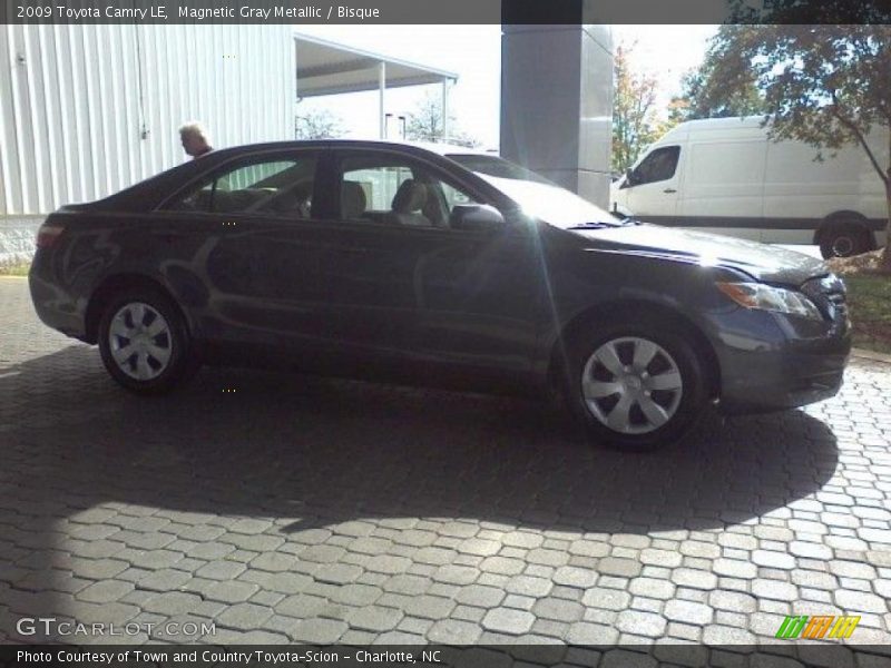 Magnetic Gray Metallic / Bisque 2009 Toyota Camry LE
