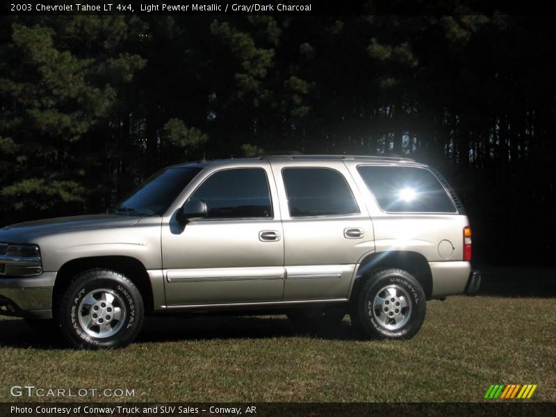 Light Pewter Metallic / Gray/Dark Charcoal 2003 Chevrolet Tahoe LT 4x4