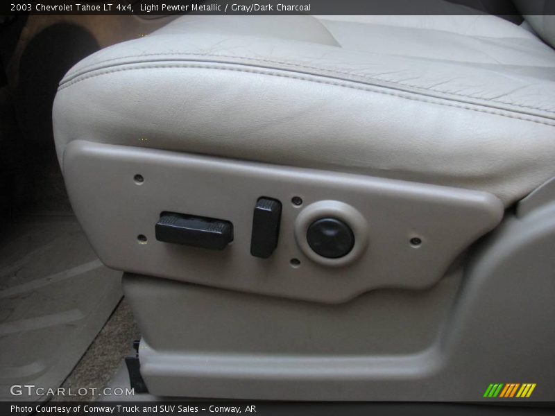Light Pewter Metallic / Gray/Dark Charcoal 2003 Chevrolet Tahoe LT 4x4