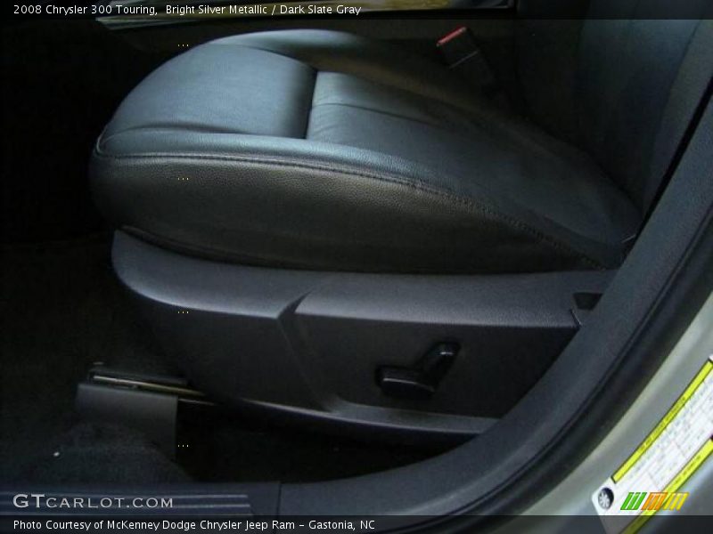 Bright Silver Metallic / Dark Slate Gray 2008 Chrysler 300 Touring