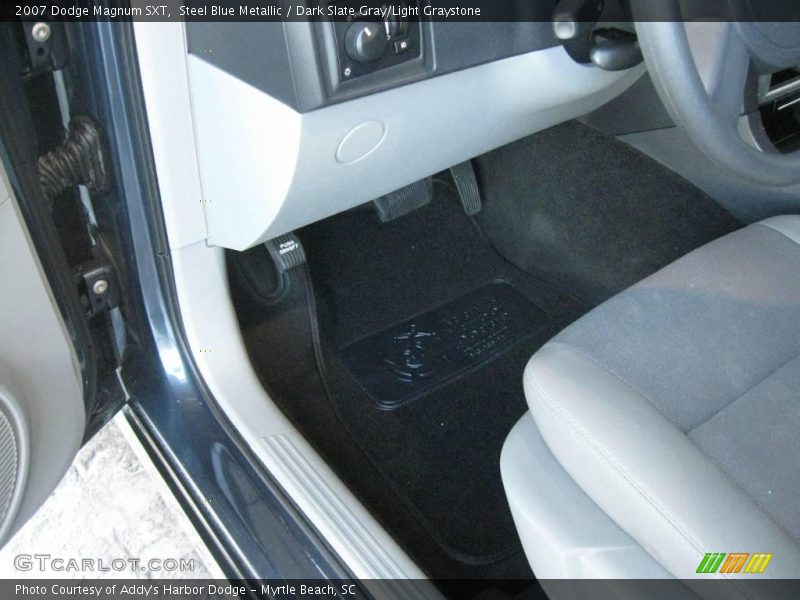 Steel Blue Metallic / Dark Slate Gray/Light Graystone 2007 Dodge Magnum SXT