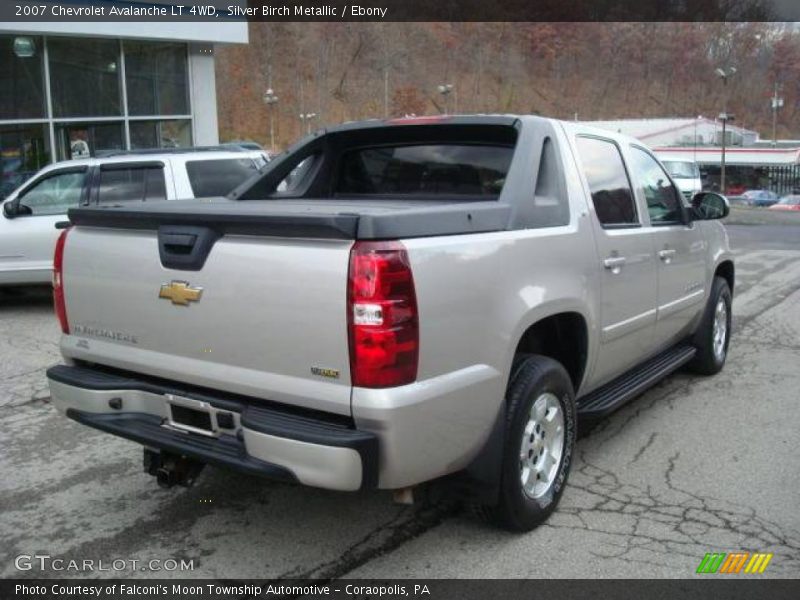 Silver Birch Metallic / Ebony 2007 Chevrolet Avalanche LT 4WD