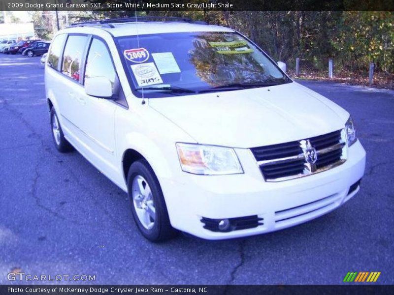 Stone White / Medium Slate Gray/Light Shale 2009 Dodge Grand Caravan SXT
